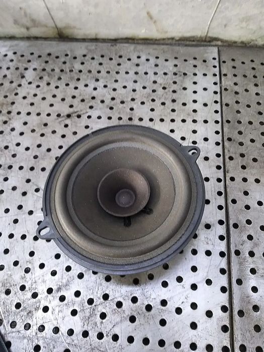 Boxa audio stanga fata renault clio 4