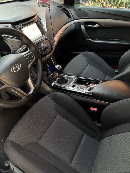 HYUNDAI i40 2013 — imagine 2