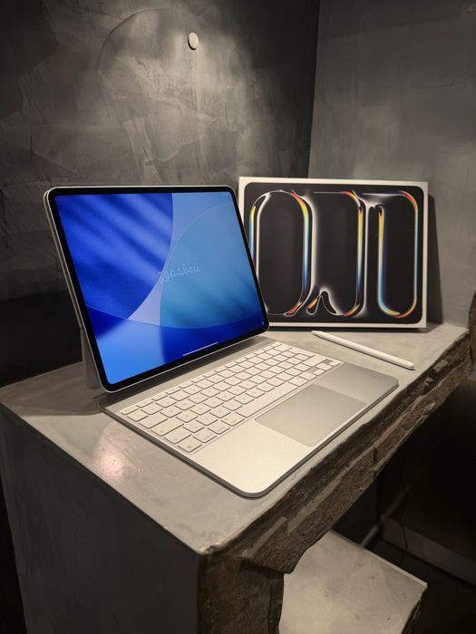 Ipad Pro M5 13” 1 TB Wifi + Cellular + Magic Keyboard + Apple Pencil Pro