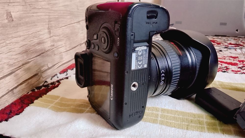 Canon 6d sotiladi