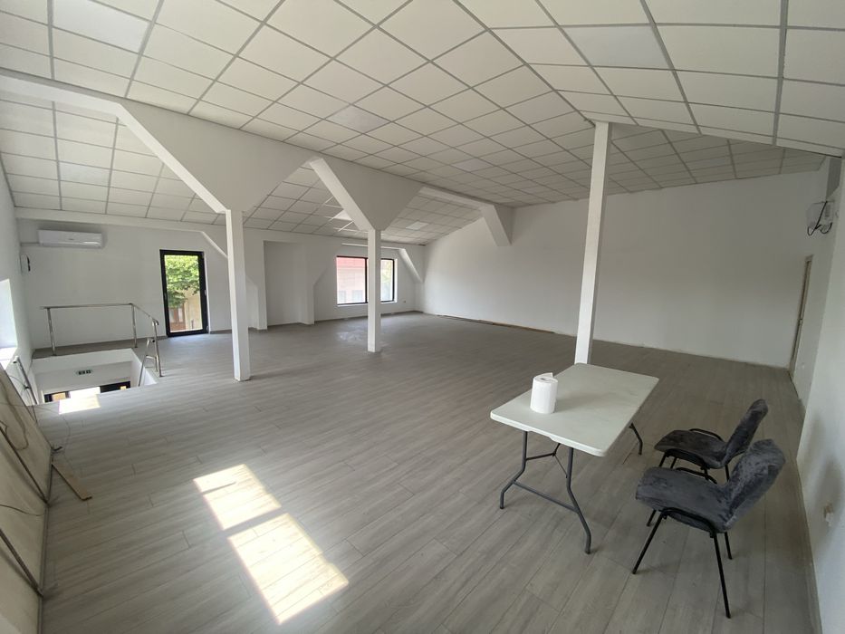 Spatiu comercial central Raducaneni