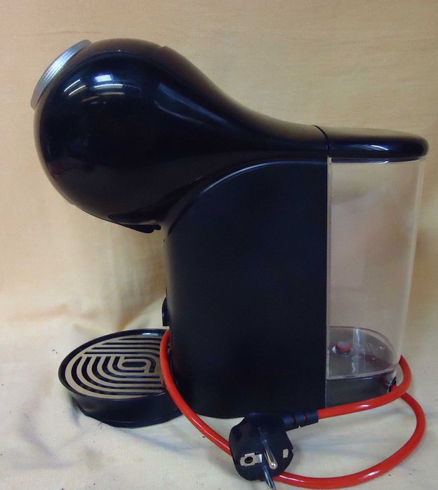 Кафемашина с гаранция 1 година Automat NESCAFÉ® Krups Dolce Gusto Genio S Plus.Black