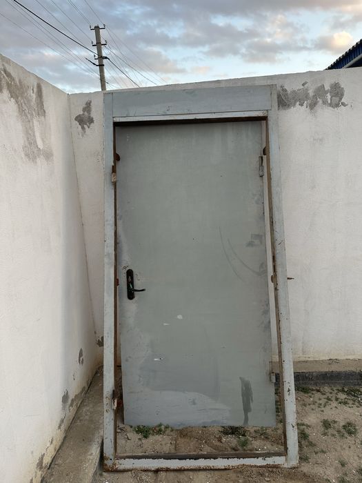 Темыр есык сатылады