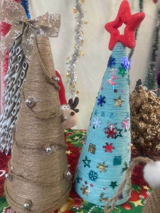 Ръчно изработени изделия от потребителите на ЦНСТПЛПР – с. Бориловец