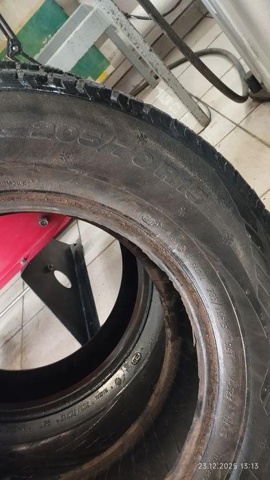 Продам зимнюю резину