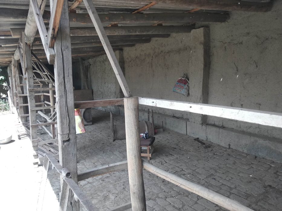 Тайёр бизнес ва Ховли сотилади