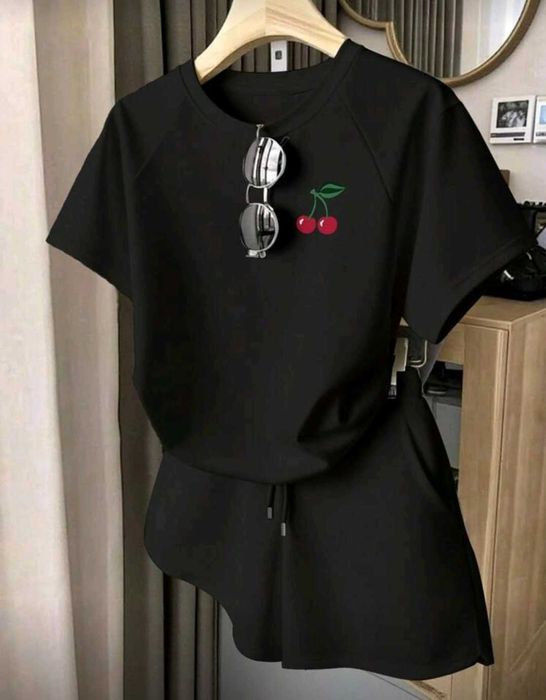 Дамски комплекти от 2 части