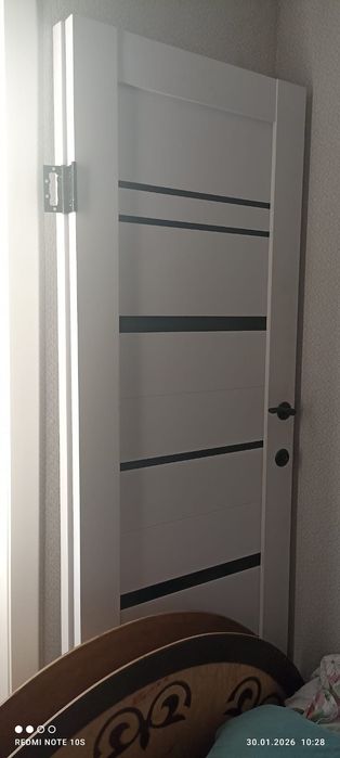 Продам двери межкомнатные