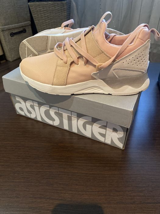 sneakers dama  marca asicstiger noi