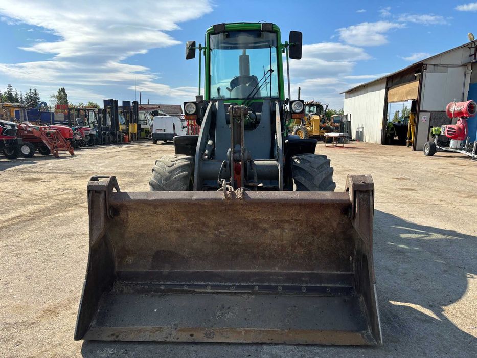 Incarcator frontal JCB 409ZX, 6 tone, 2003