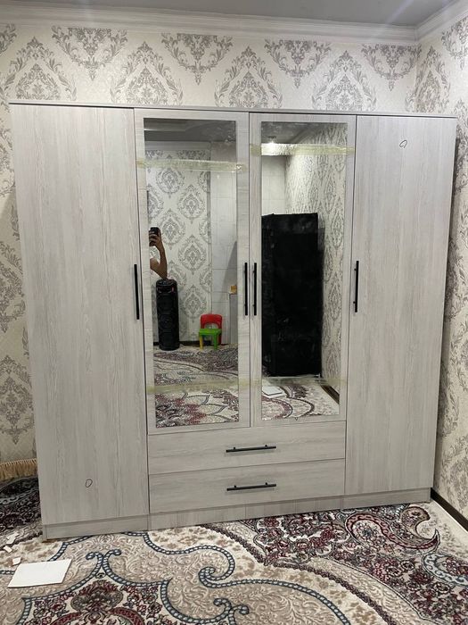 Shkaf birinchi quldan olasiz