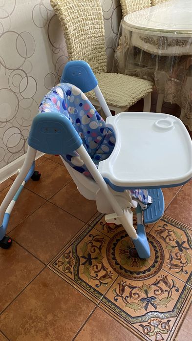 Срочно продается детский стульчик