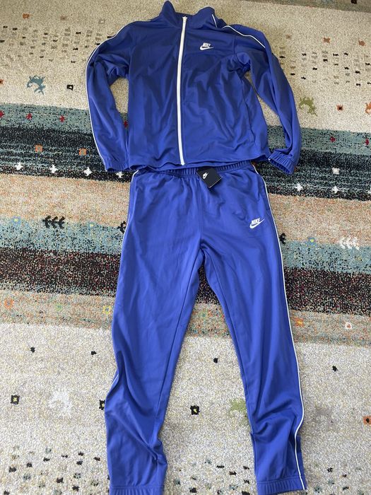 Vand trening de la NIKE