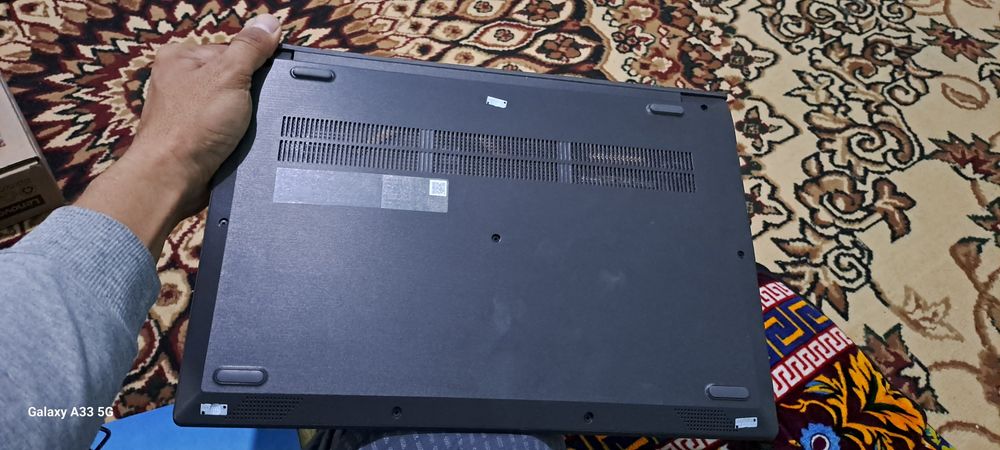 Noutbok LENOVO V 15 IGL