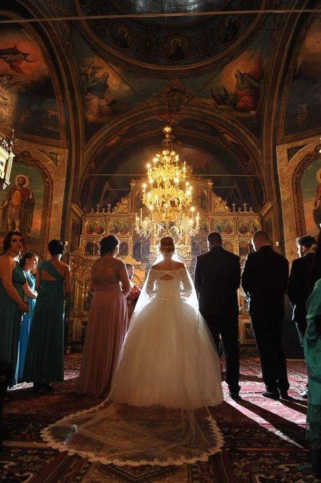 Vand rochie de mireasa