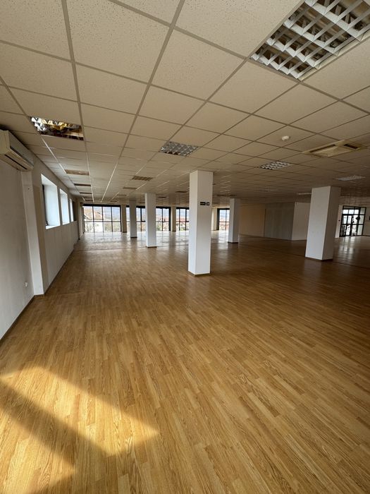 De Inchiriat Spatiu Comercial 700m2 "Calea Lui Traian 295"