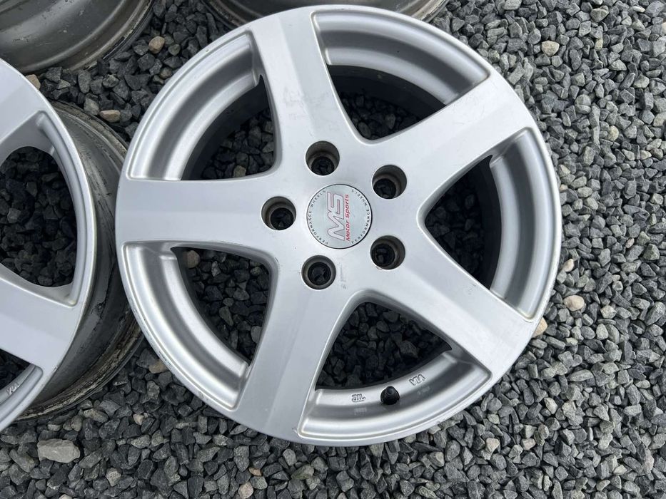 Джанти MS 5/112 Audi,VW,Skoda 5x112

Употребявани, Шумен