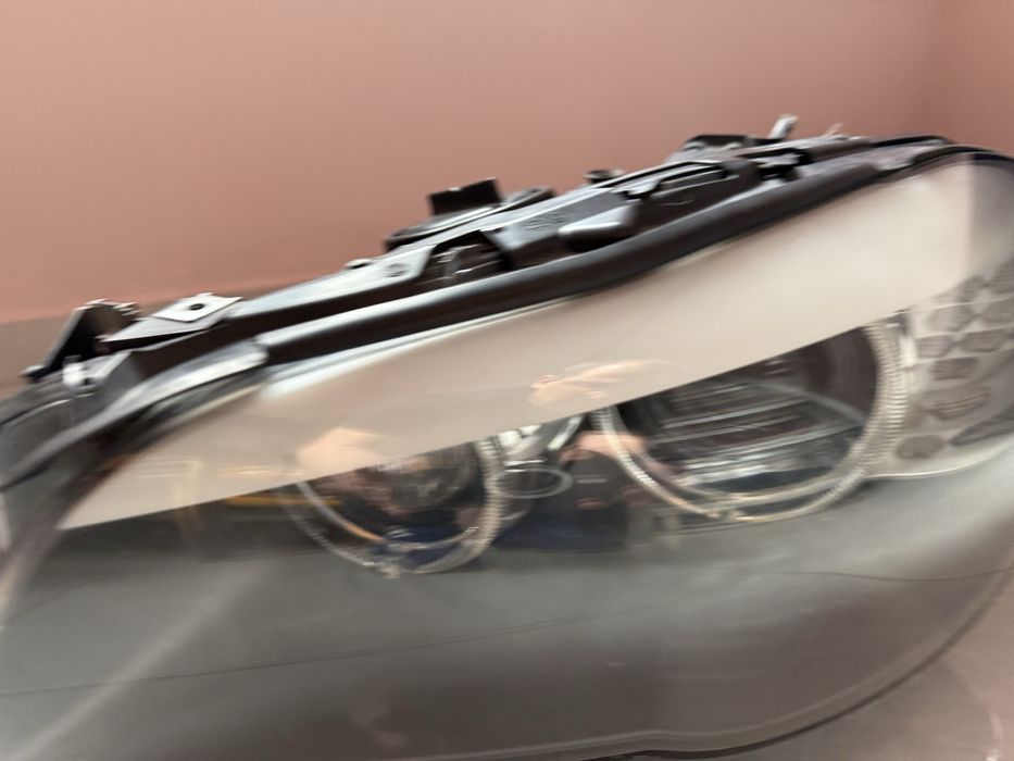 BMW F10 фар ляв bi-xenon завиващ оригинален