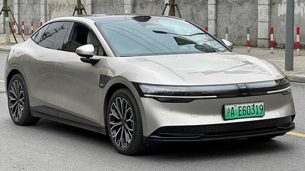 BYD Zeekr 007 2ta mator