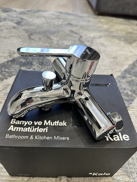Смеситель для ванны Kale