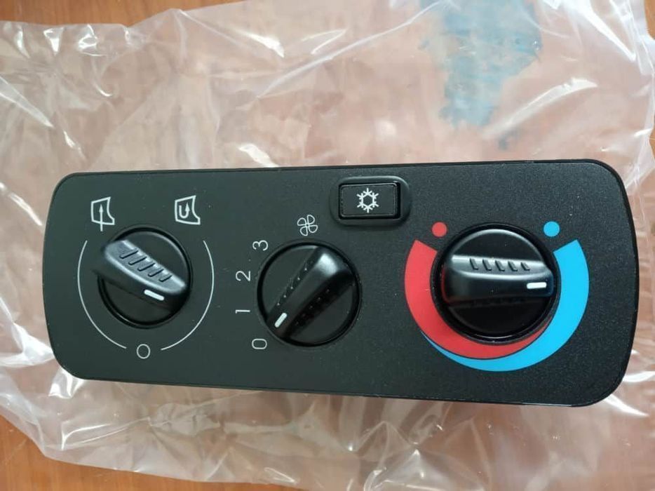 panou de comanda pentru komatsu wb93r-5