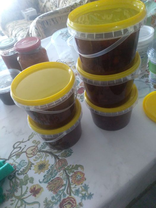 Варенье,солонина,мед,кобра,компоты