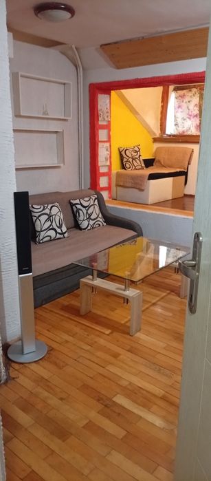 НАЕМ 800 евро. КАПАРО 400 евро.Бояна  2 стаен апартамент под наем