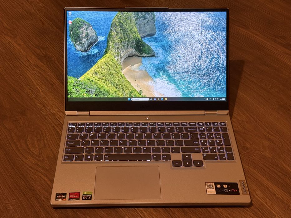Лаптоп Lenovo Legion 5 15ARH7H / Ryzen 7 6800H / RTX 3070