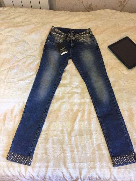 Джинсы турция со стразами