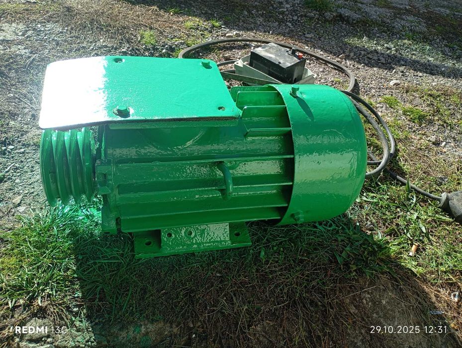 Фуражомелачка / Зърномелачка с чуков механизъм – 5.5 kW мотор