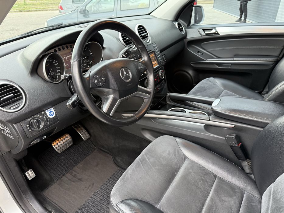 Mercedes-Benz ML 280 CDI 4Matic / Fara Perne / Trapa / Stare ca nou