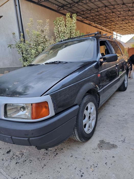 Продам пассат универсал 1993