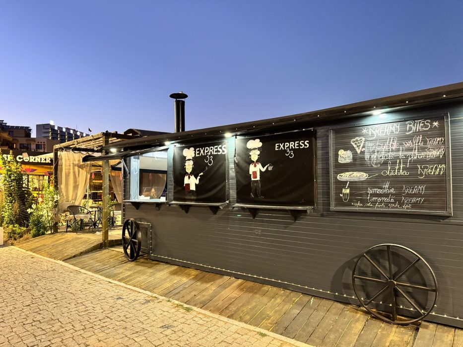 Container Food Truck 7m amenajat HoReCa – instalație apă/curent – 12.500 euro
