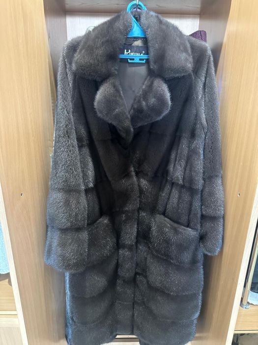 Продам норковую шубу