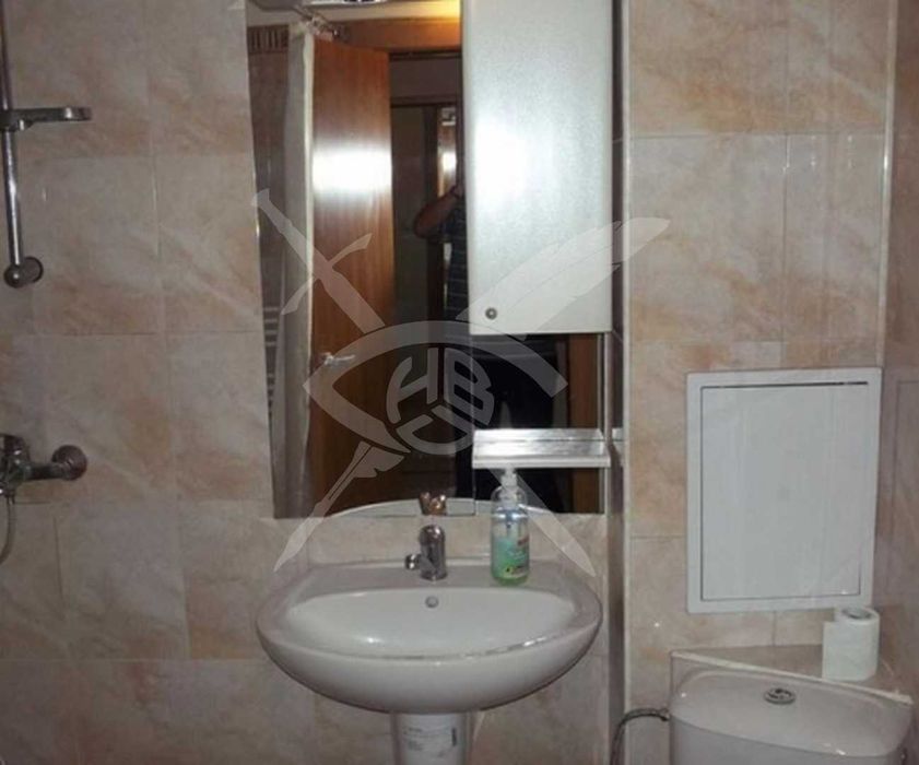 Дава се под наем Двустаен апартамент в София, Изток - 65 кв.м за 687.99 € - Снимка #6