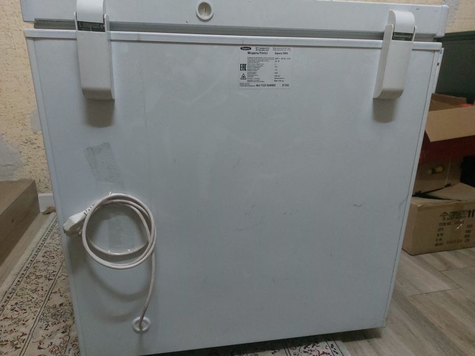 Продам морозильник