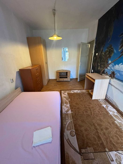 Тристаен ап. под наем в кв. Илинден