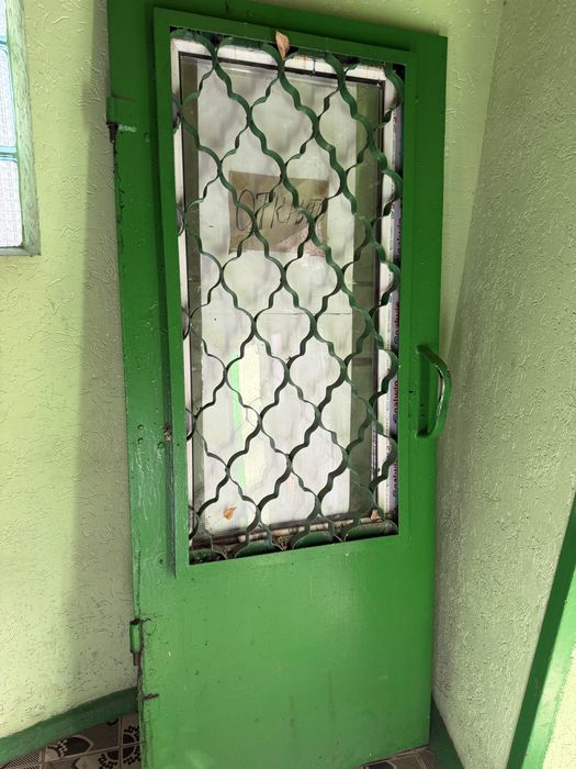 Продам дверь железную