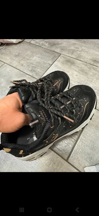 Adidasi dama skechers