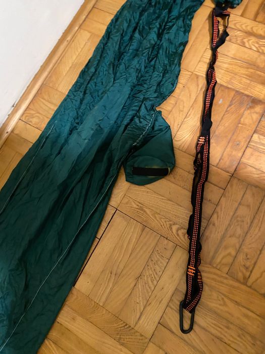 Здрав хамак в маслено зелен цвят