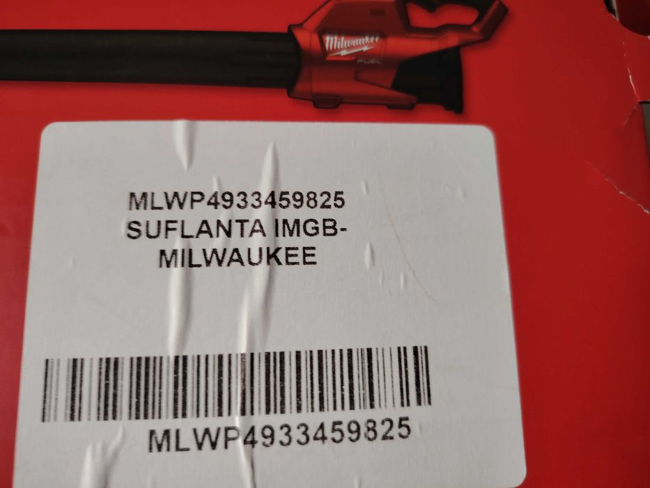 Vând suflanta frunze cu acumulator Milwaukee