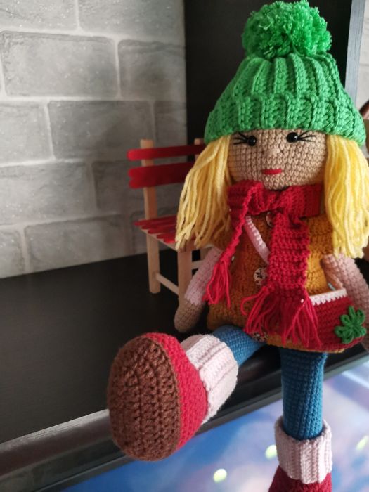 Плетена кукла 70 лв.