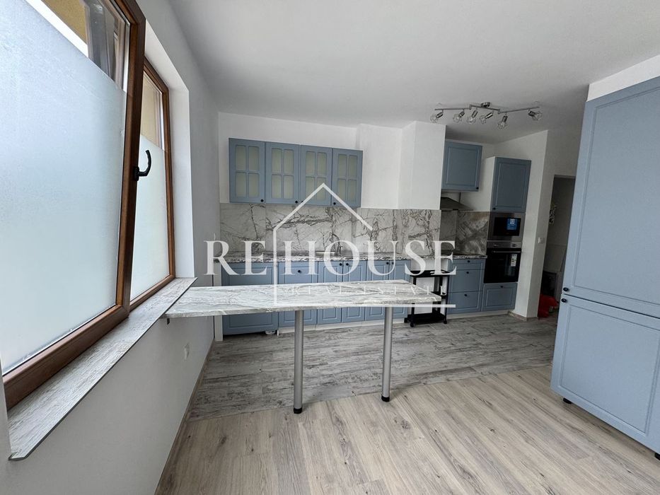 Дава се под наем Тристаен апартамент в Варна, Младост 1 - 850 кв.м за 630 € - Снимка #7