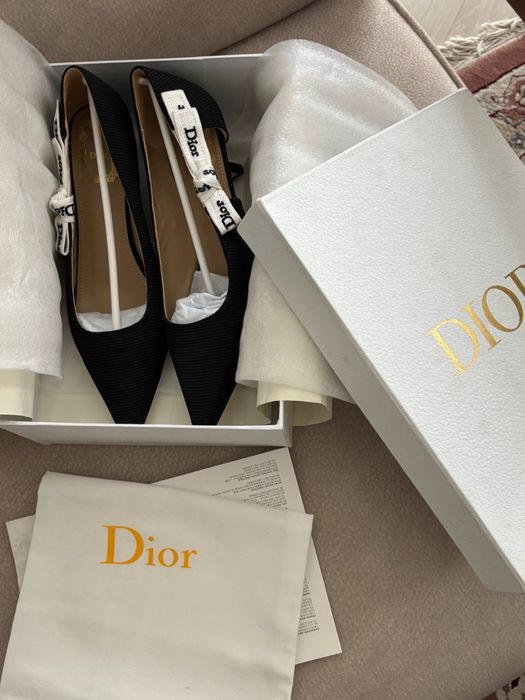 Туфли Dior шикарного качества 40 размер