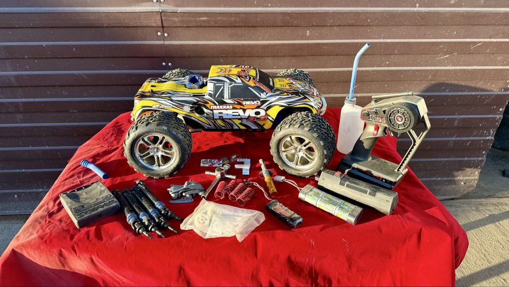 Automodel Traxxas Revo 3.3 Picco upgrade