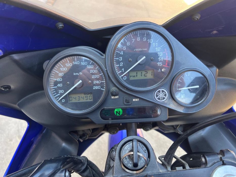 Yamaha Fazer 600    95 cp 2002