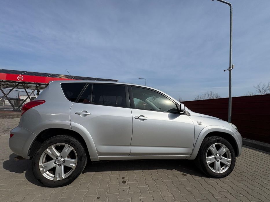 Vand Toyota Rav 4