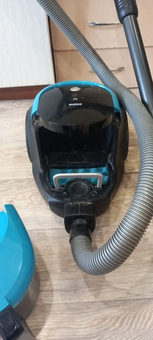 Продам пылесос в отличном состоянии