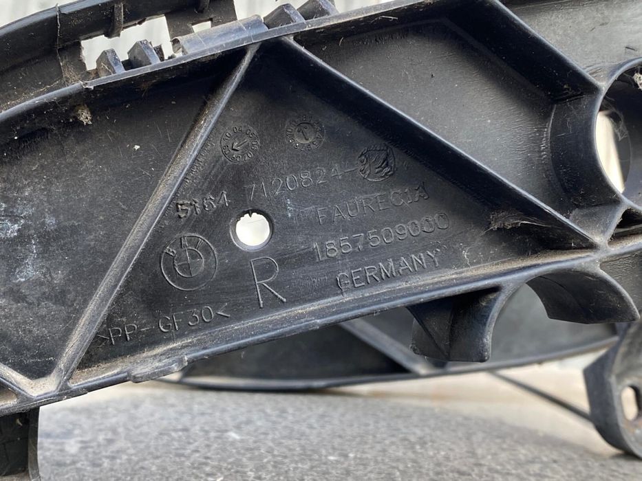 Suport/suporti far Bmw seria 1 E81/E87/E88