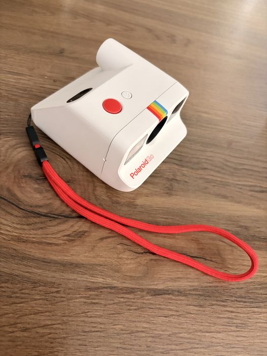 Polaroid Go /Фотоапарат за моментни снимки
